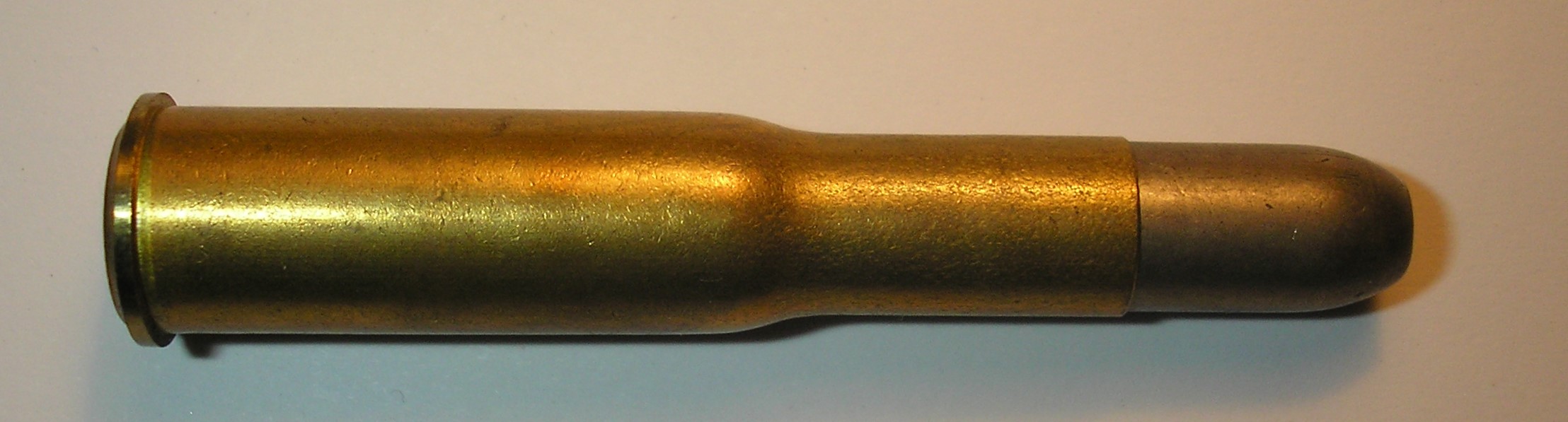 ./ammo/1015x61R/esker/Eske-1015x61R-Helmantel-10skudd-graapapir-1895-2.JPG
