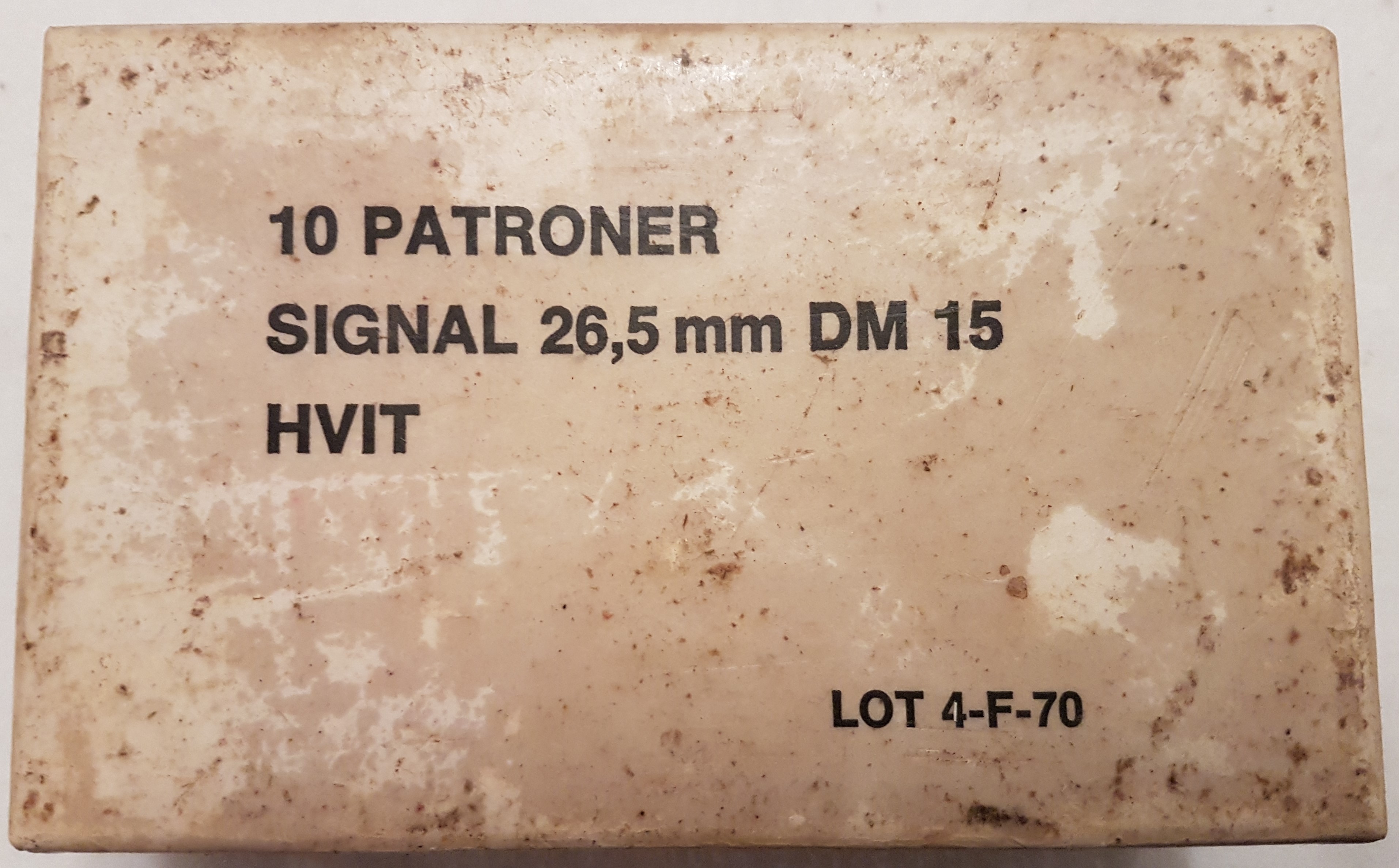 ./ammo/265Signal/esker/Eske-F-265mm-Signal-10skudd-DM15-Hvit-4-F-70-1.jpg