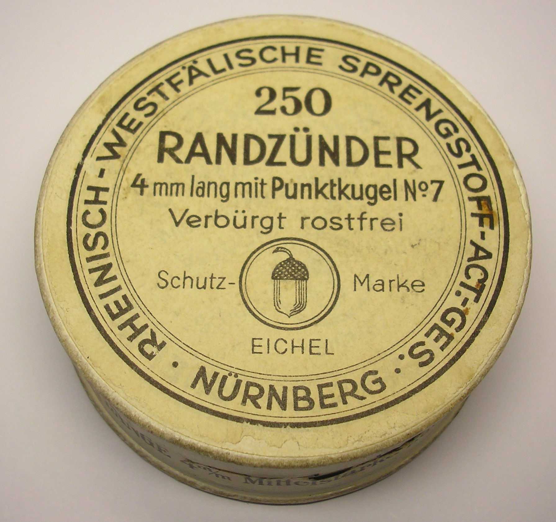 ./ammo/4mmFlobert/esker/Eske-4mmFlobert-RWS-250skudd-PunktkugelNo7-1.JPG