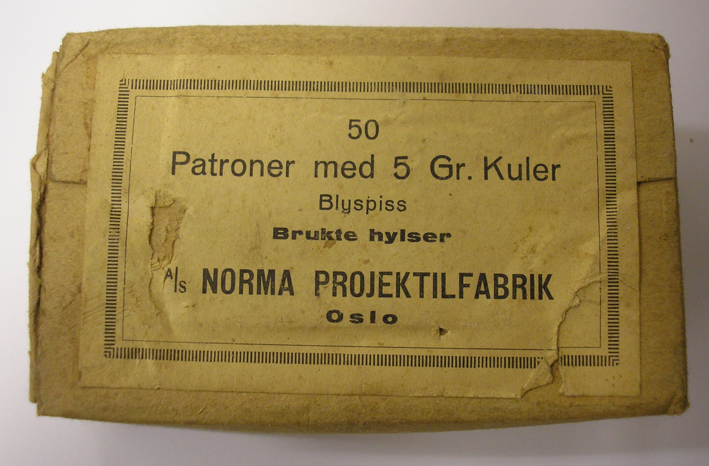 ./ammo/65x55/esker/Eske-65x55-Norma-50skudd-Blyspiss-5gr-1.JPG