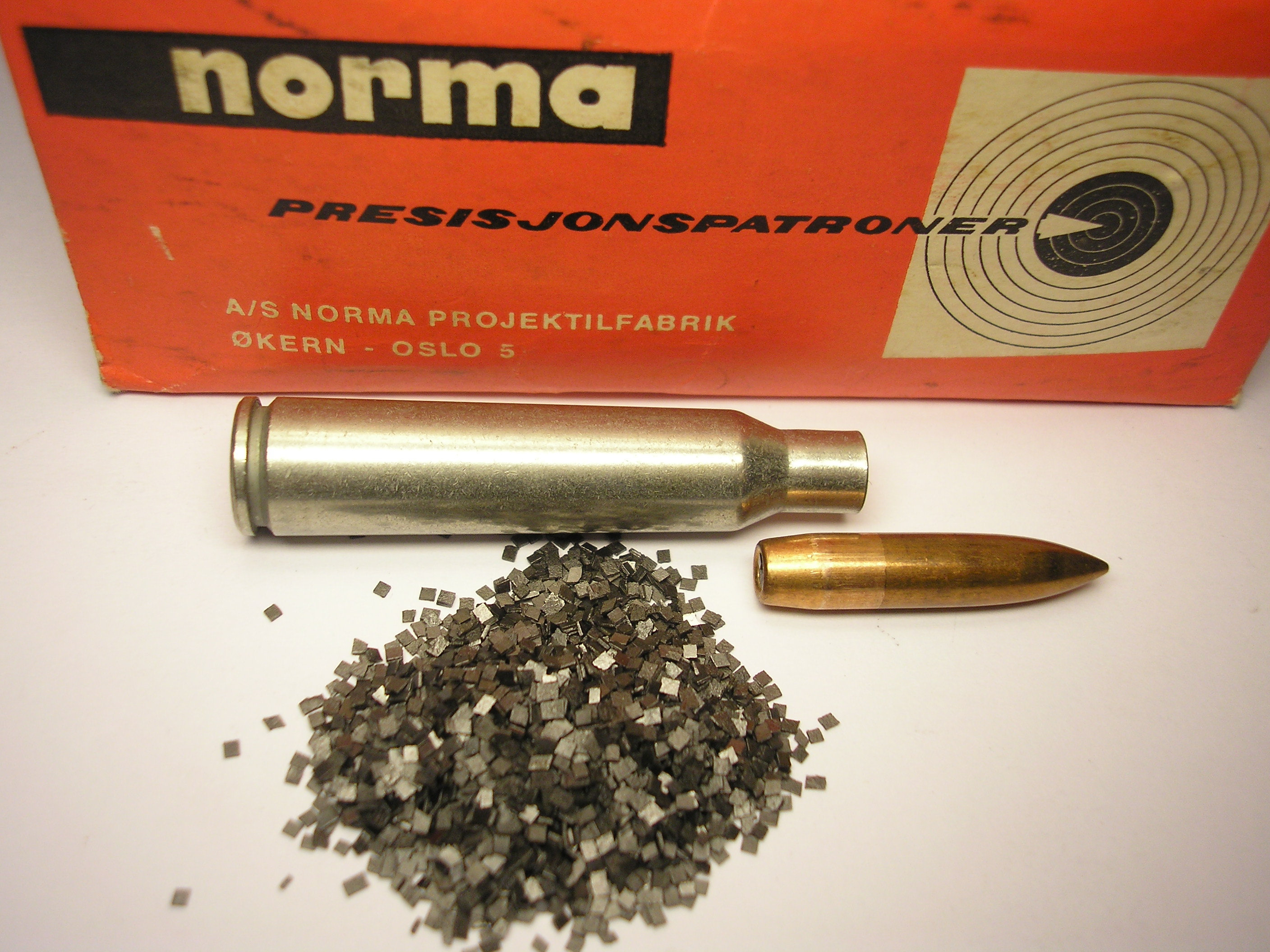 ./ammo/65x55/esker/Eske-65x55-Norma-50skudd-Helmantel-Silverskudd-4.JPG