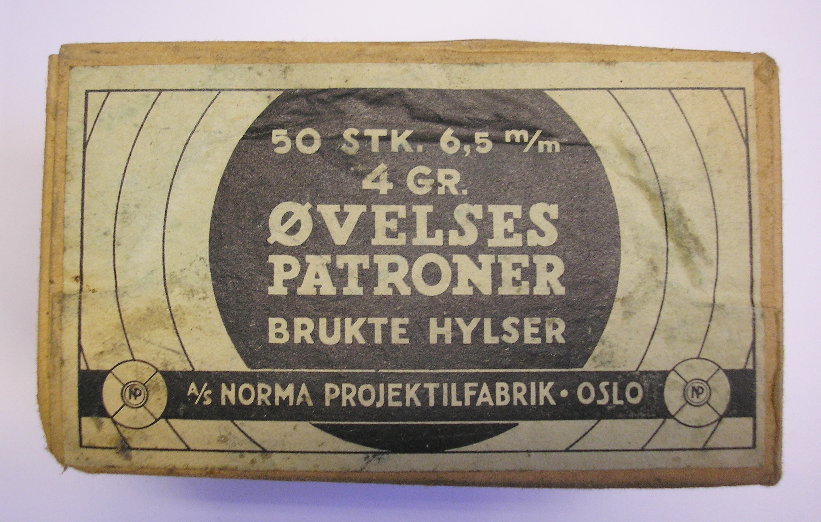 ./ammo/65x55/esker/Eske-65x55-Norma-50skudd-Ovelsespatroner-brukte-hylser-1.JPG