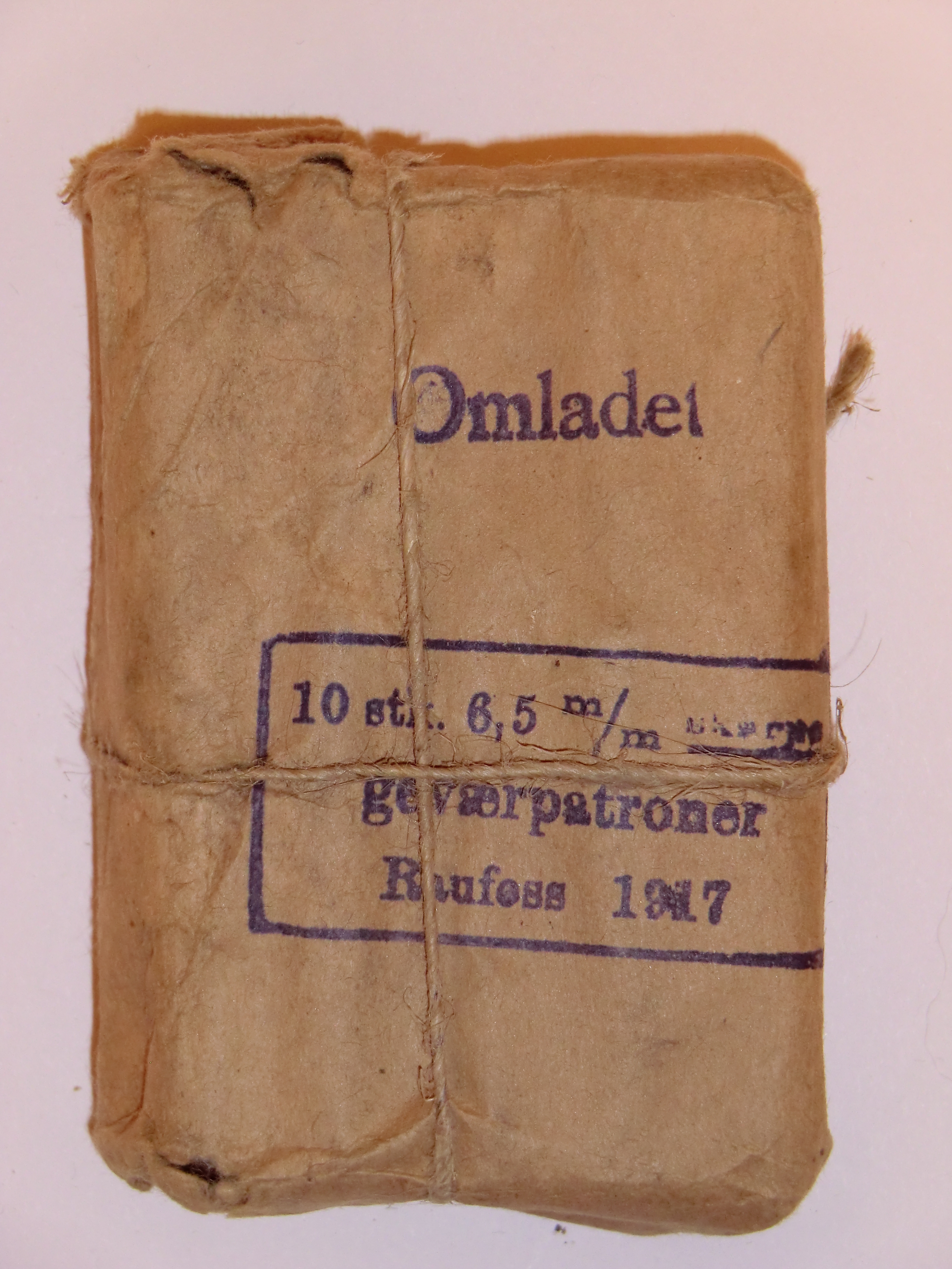 ./ammo/65x55/esker/Eske-65x55-Raufoss-10skudd-Helmantel-1917-Omladet-1.JPG