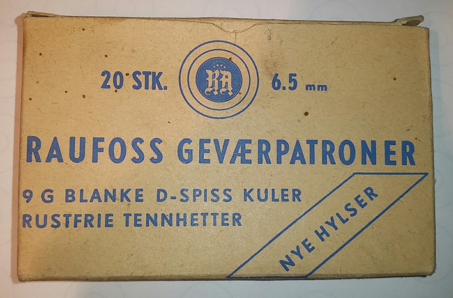 ./ammo/65x55/esker/Eske-65x55-Raufoss-20skudd-Helmantel-nye-hylser-9gram-1.jpg