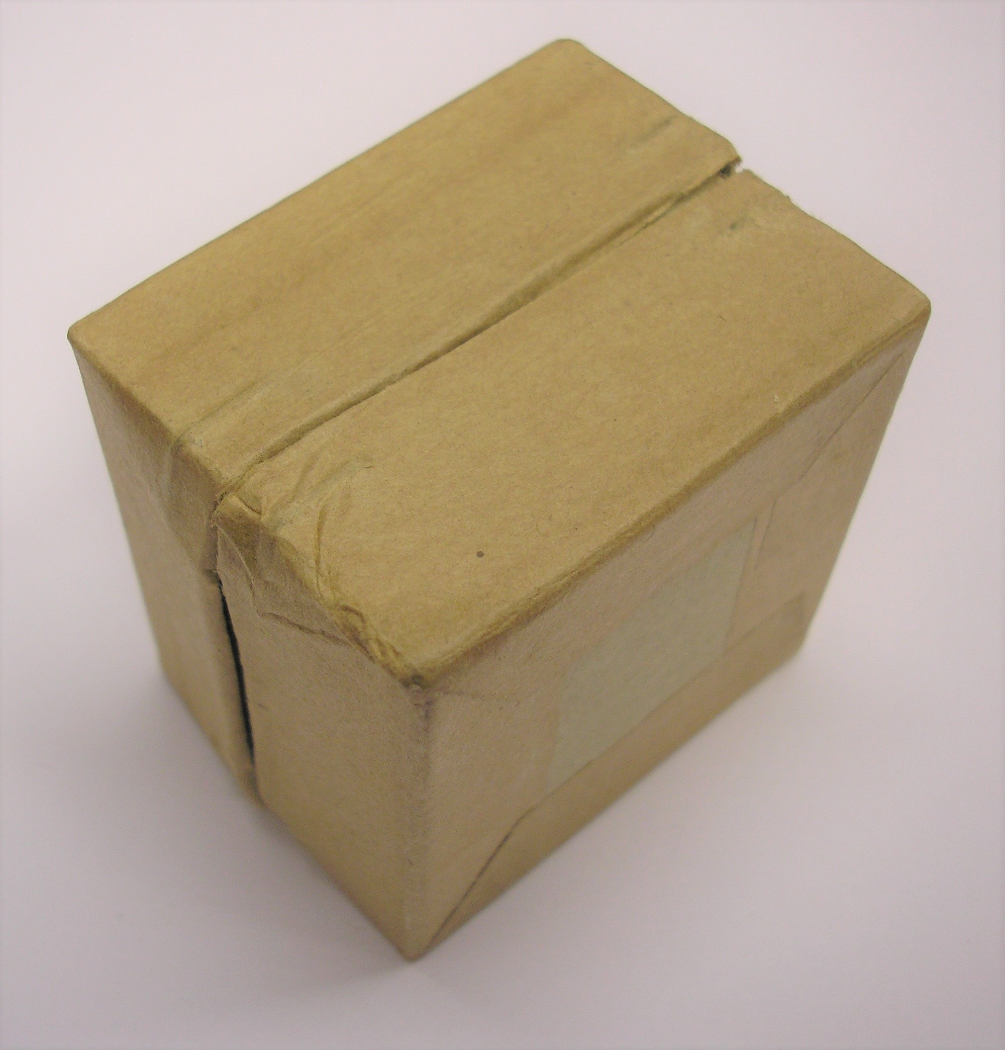 ./ammo/75NAGANT/esker/Eske-75NAGANT-25skudd-Blykule-1920-3.JPG