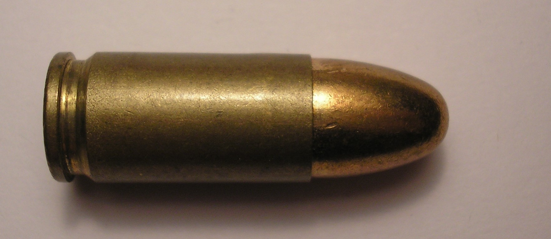 ./ammo/9mm/esker/Eske-9mm-Helmantel-16skudd-FA-33-7.JPG