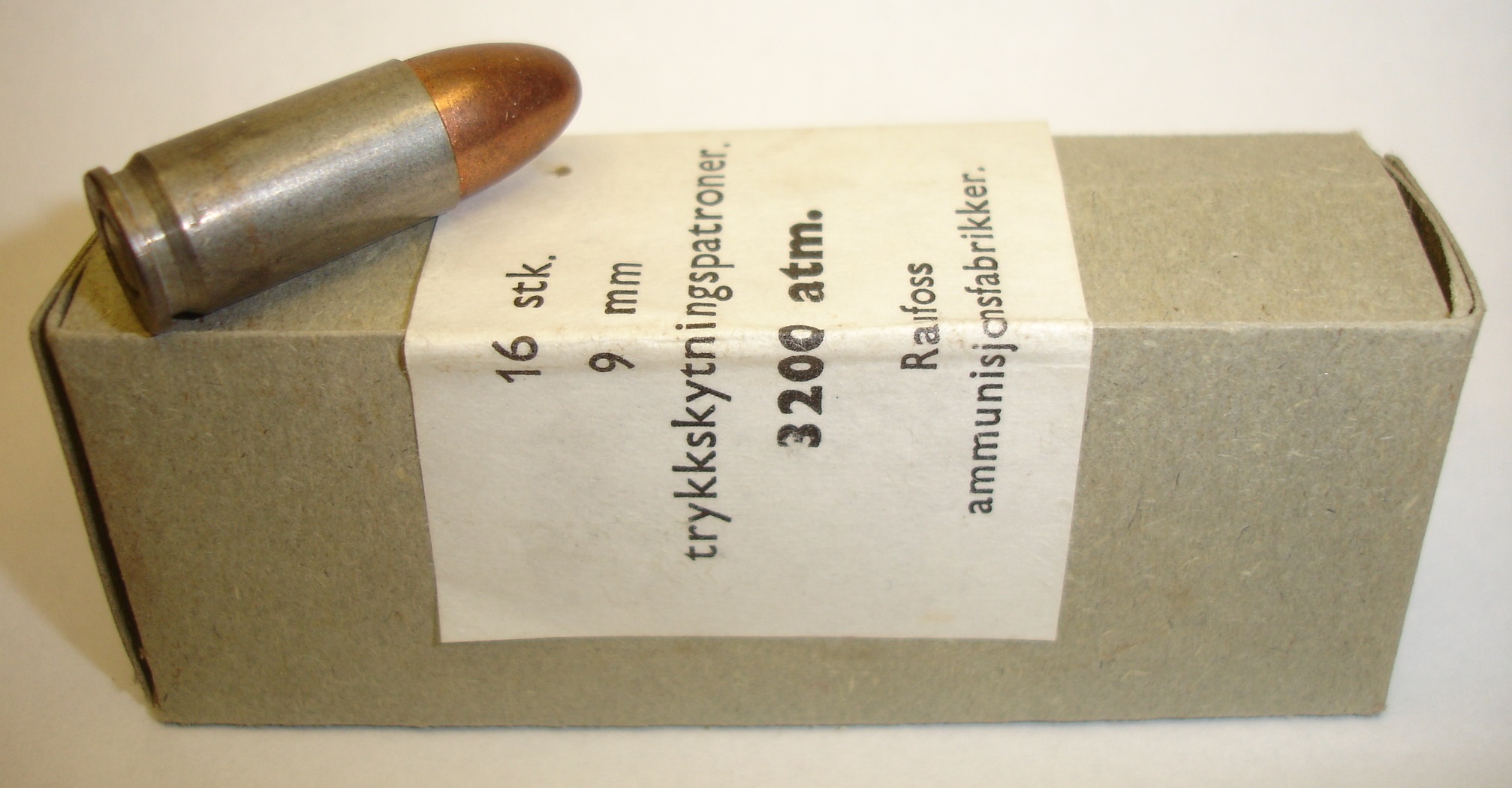 ./ammo/9mm/esker/Eske-9mm-Helmantel-16skudd-Trykkskyting-1.JPG