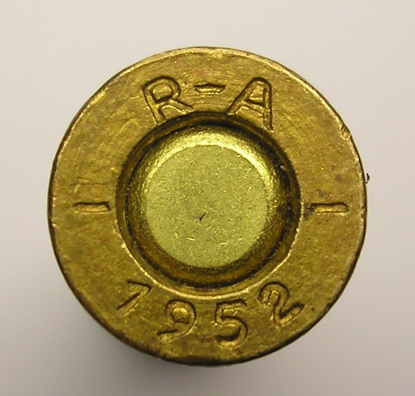 ./ammo/9mm/patroner/Patron-9mm-RA-Helmantel-1952-1.JPG