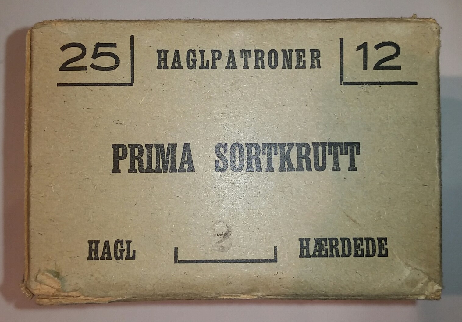 ./ammo/hagle/esker/Eske-Hagle-LHHAgen-Prima Sortkrutt-12-65-Nr2-25skudd-3.jpg
