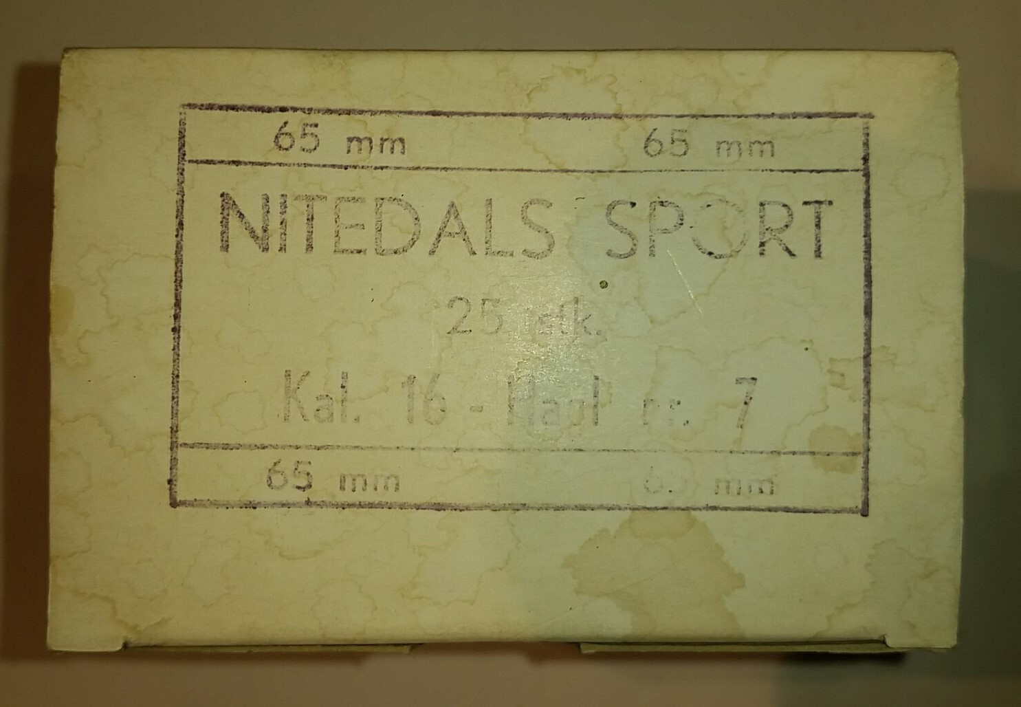 ./ammo/hagle/esker/Eske-Hagle-Nitedals-Sport-Papp-25skudd-16-65-Nr7-Gummistemplet-1.jpg