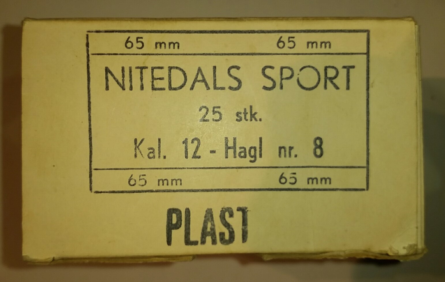 ./ammo/hagle/esker/Eske-Hagle-Nitedals-Sport-Plast-25skudd-12-65-Nr8-Gummistemplet-1.jpg