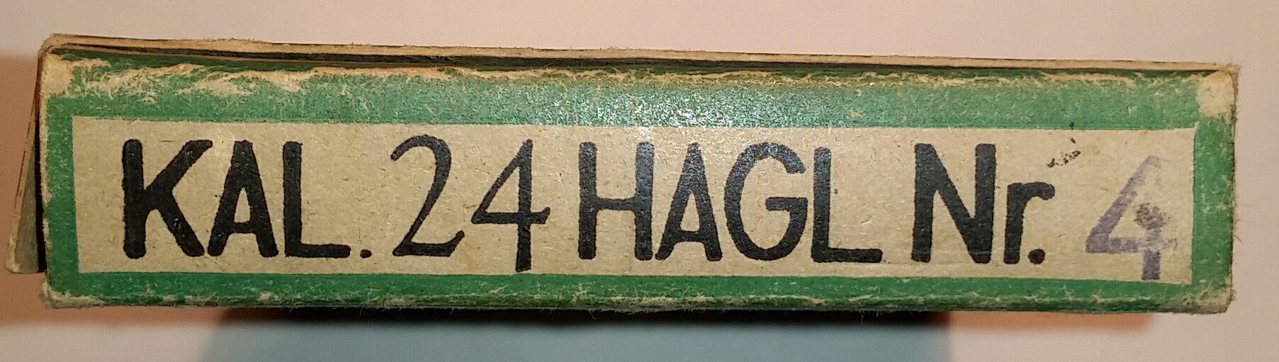 ./ammo/hagle/esker/Eske-Hagle-Raufoss-Jaktpatroner-24-65-Nr4-10skudd-4.jpg