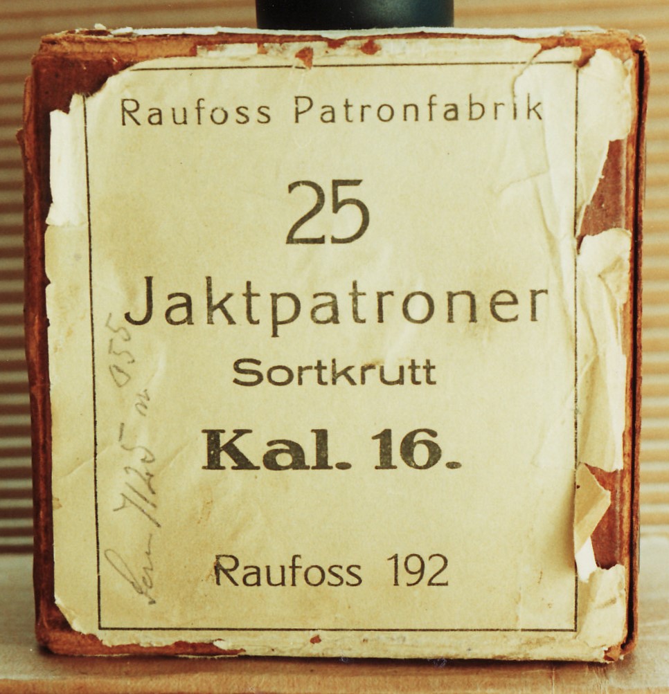 ./ammo/hagle/esker/Eske-Hagle-Raufoss-Jaktpatroner-Sortkrutt-192x-16-65-25skudd-1.jpg