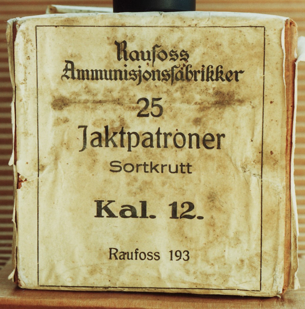 ./ammo/hagle/esker/Eske-Hagle-Raufoss-Jaktpatroner-Sortkrutt-193x-12-65-25skudd-1.jpg