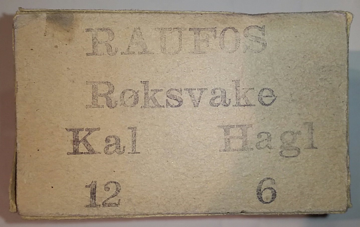 ./ammo/hagle/esker/Eske-Hagle-Raufoss-Roksvake-12-65-Nr6-25skudd-1.jpg