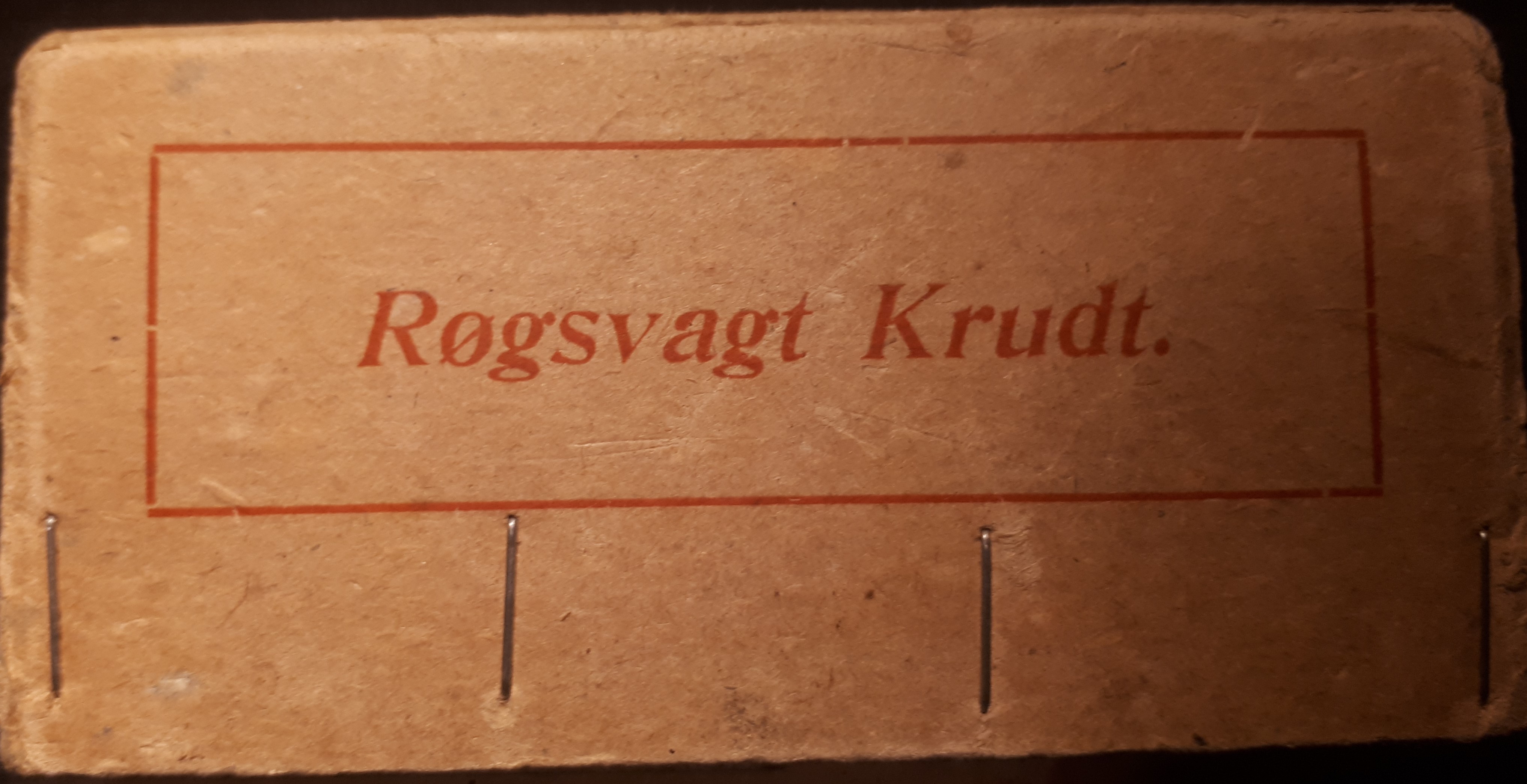 ./ammo/hagle/esker/Eske-Hagle-Torgersen-Sortkrudt-20-65-Nr8-25skudd-3.jpg