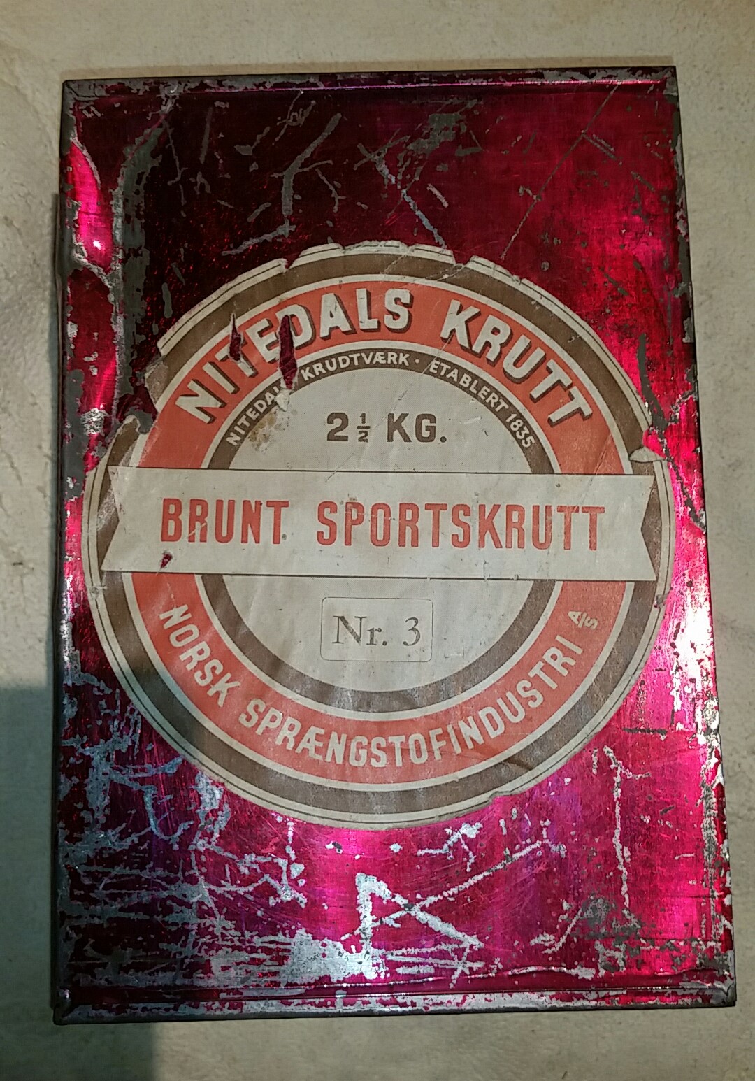 ./ammo/ladekomponenter/bilder/Ladekomponent-Krutt-Nitedals-Brunt-Sportskrutt-2500gram-Nr3-1.jpg