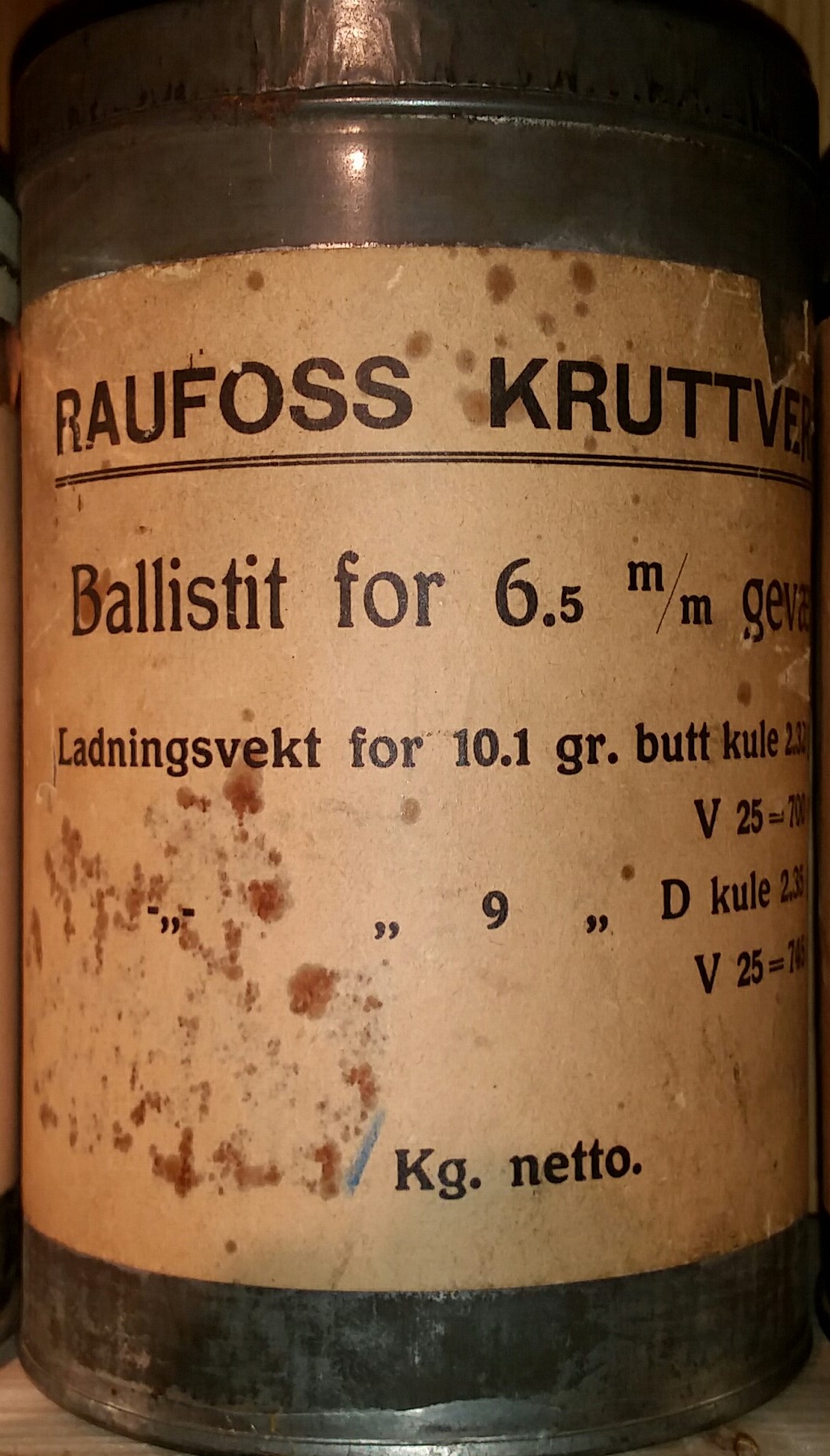 ./ammo/ladekomponenter/bilder/Ladekomponent-Krutt-Raufoss-Ballistit-Krutt-1kg-Variant-1.jpg