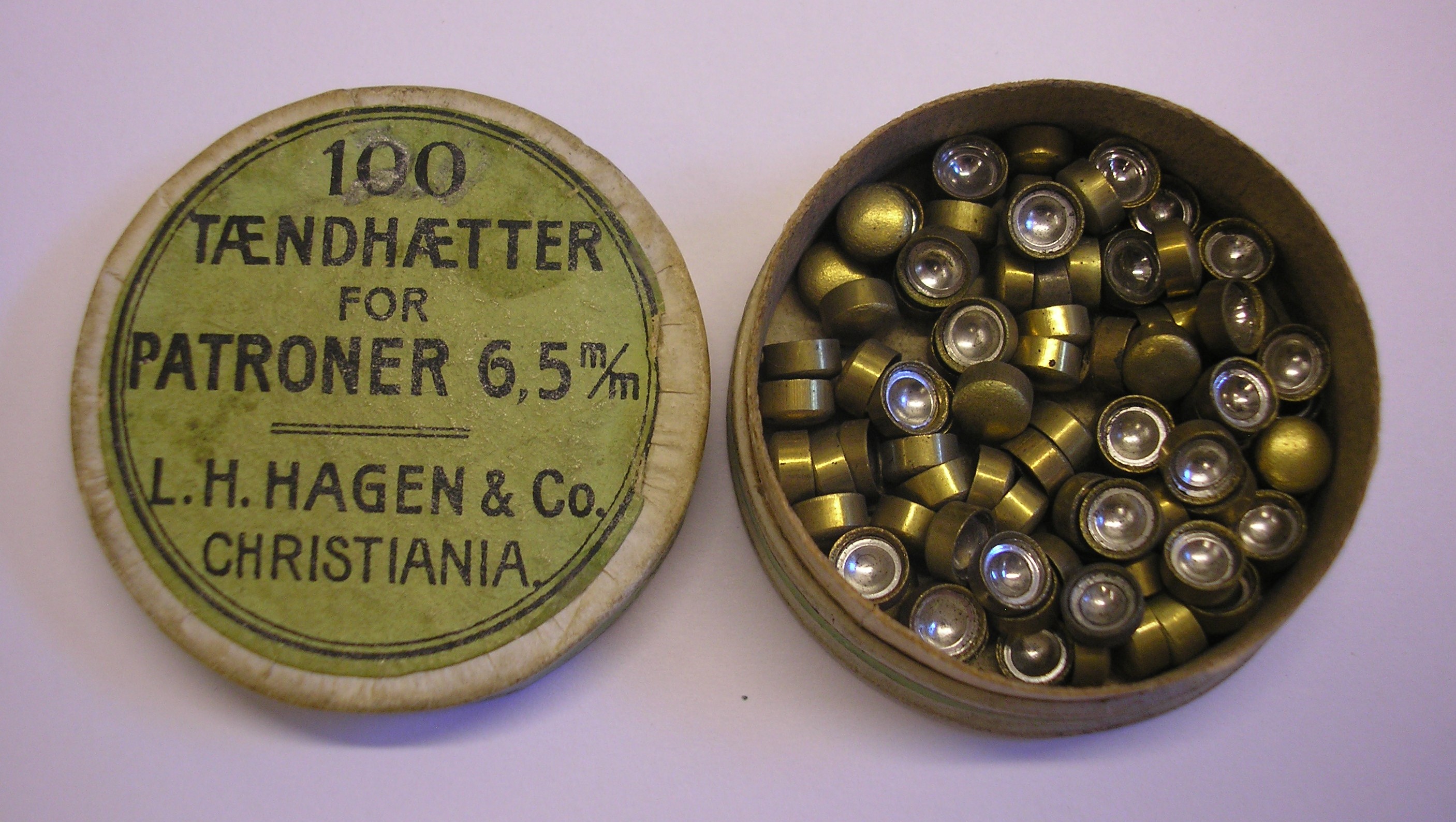 ./ammo/ladekomponenter/bilder/Ladekomponent-Tennhetter-LHHagen-100eske-Groenn-2.JPG