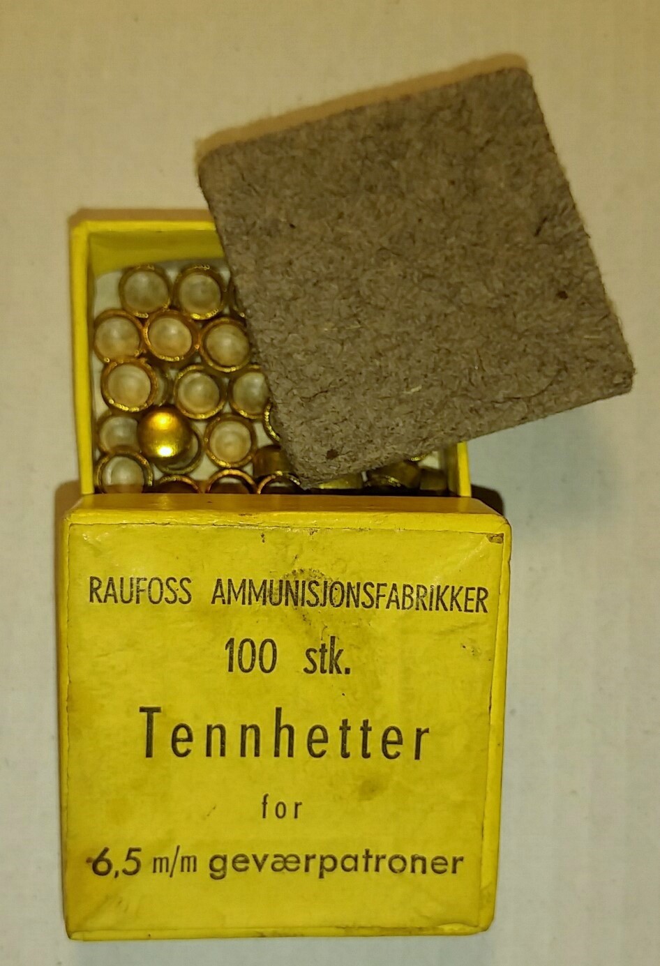 ./ammo/ladekomponenter/bilder/Ladekomponent-Tennhetter-Raufoss-100eske-65mm-Var-2.jpg