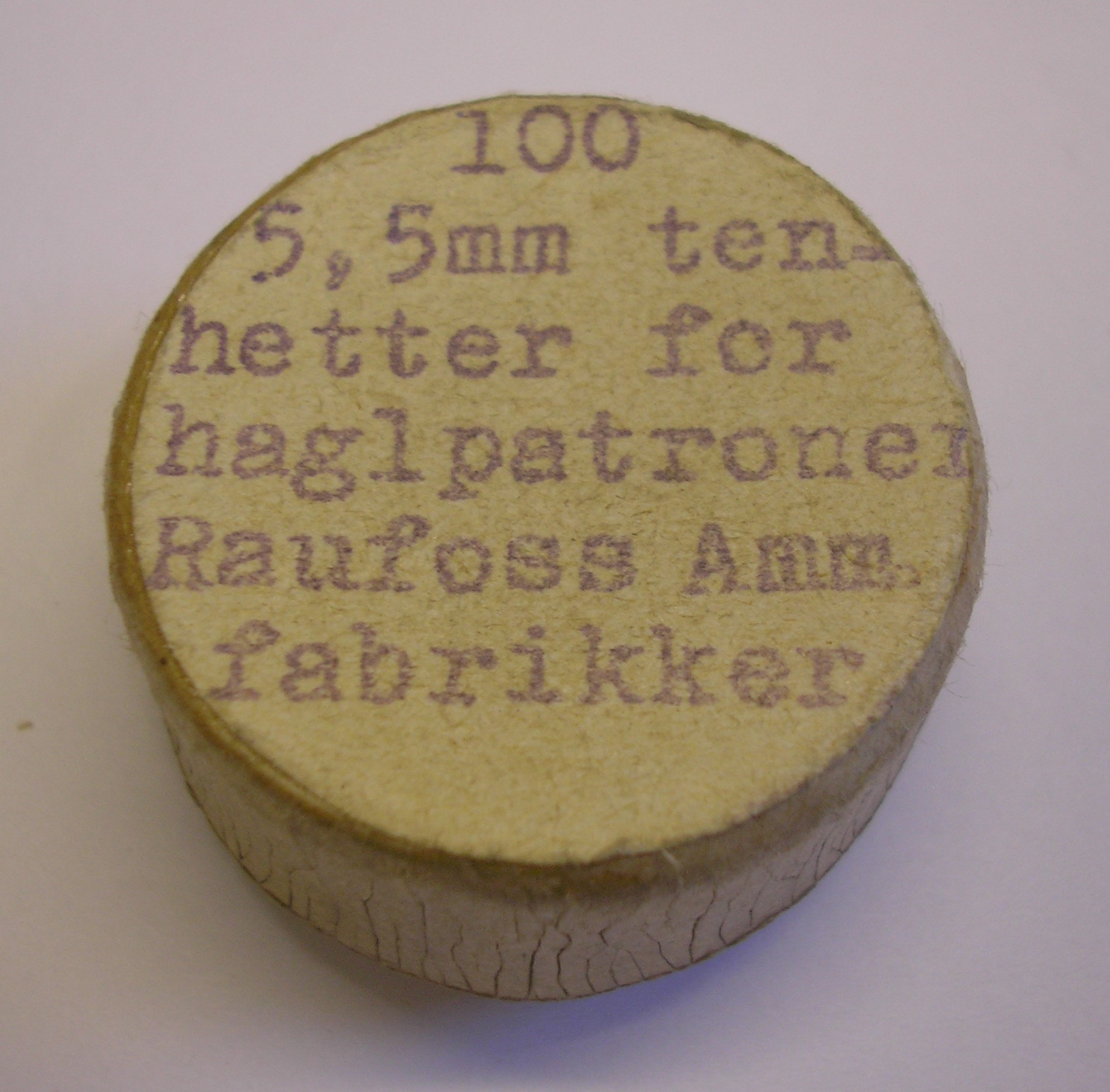 ./ammo/ladekomponenter/bilder/Ladekomponent-Tennhetter-Raufoss-100eske-Hagle-1.JPG