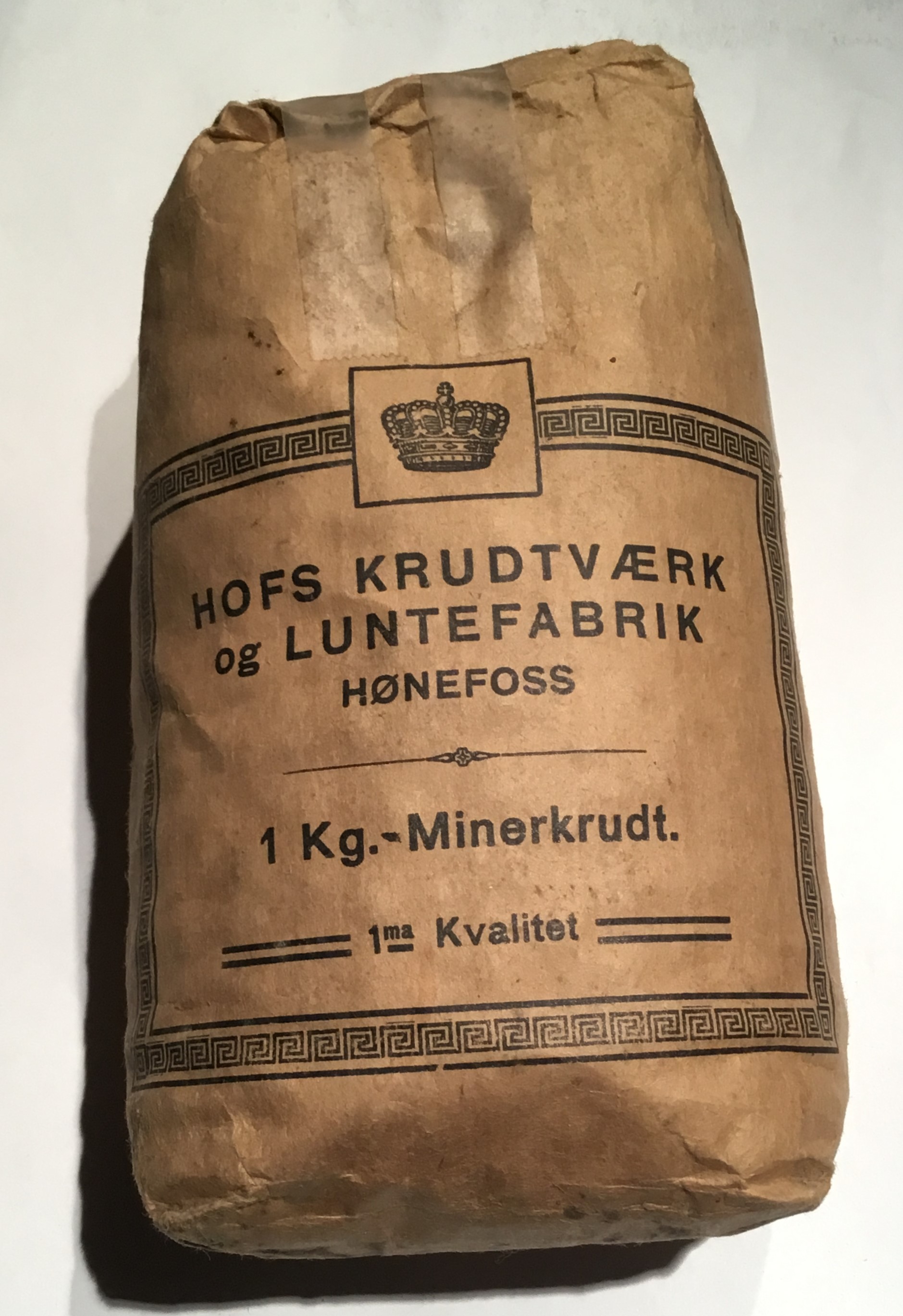 ./ammo/ladekomponenter/bilder/Spreng-Minerkrutt-Hofs-Minerkrudt-1kg-1.JPG