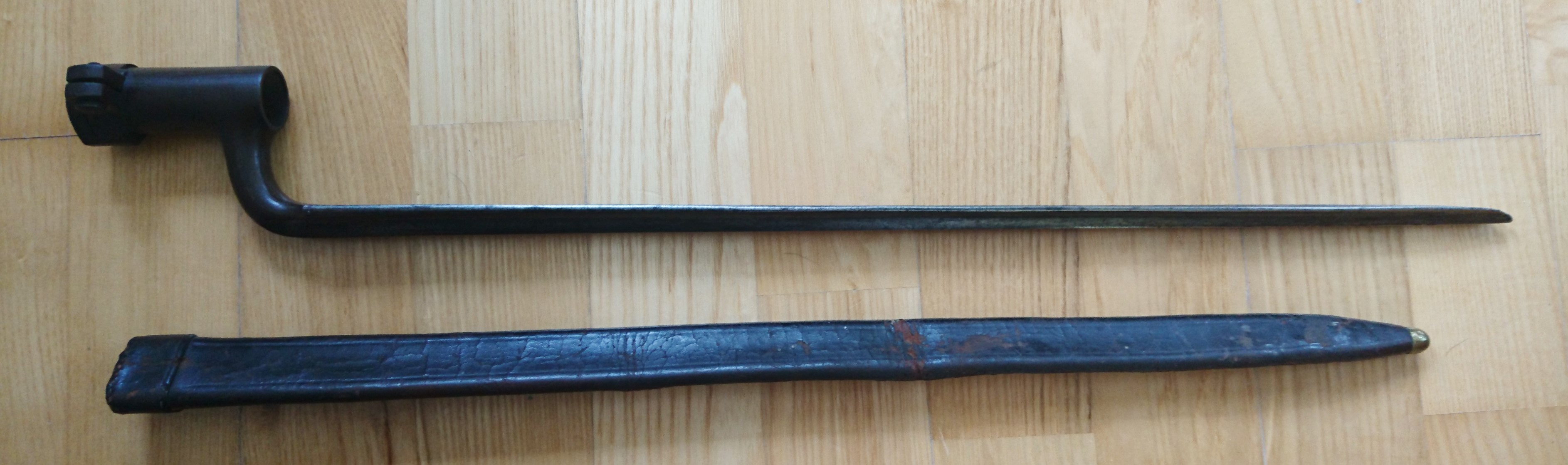 ./guns/bajonett/bilder/Bajonett-Herzberg-Dolle-M1849-107-1.jpg