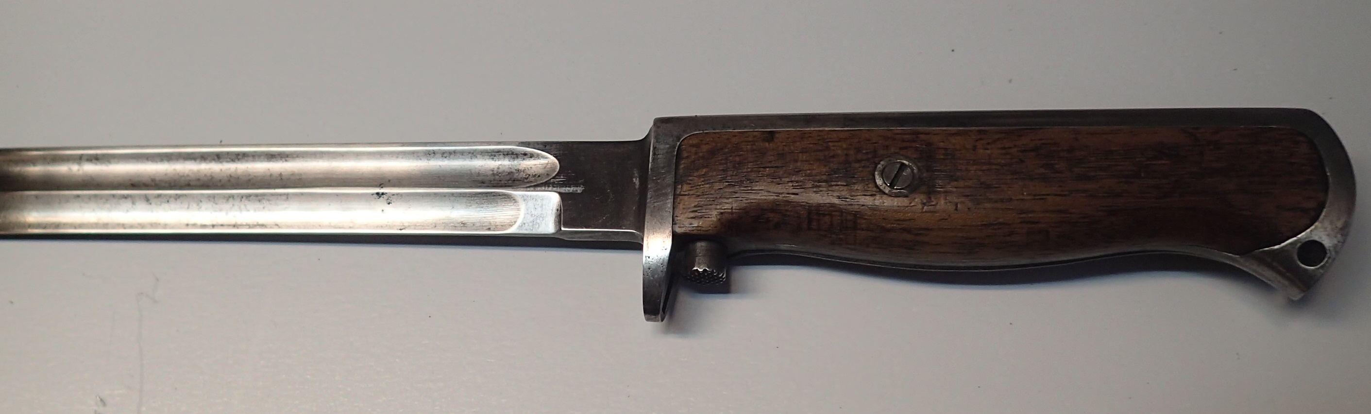./guns/bajonett/bilder/Blank-Kongsberg-Knivbajonett-M1912-2.JPG