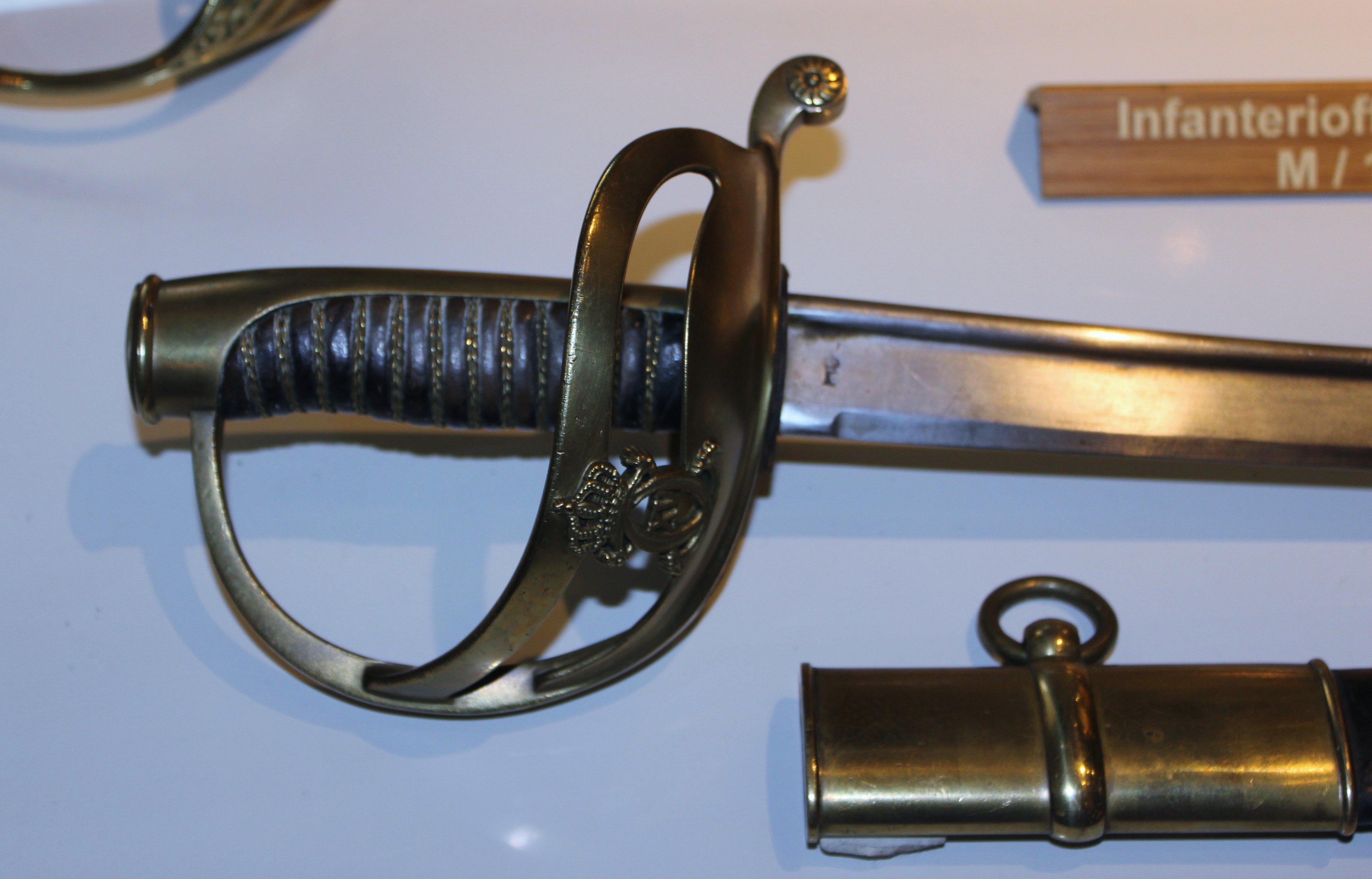 ./guns/blankvaapen/bilder/Blank-Kongsberg-Underoffiserssabel-M1855-60-1.JPG