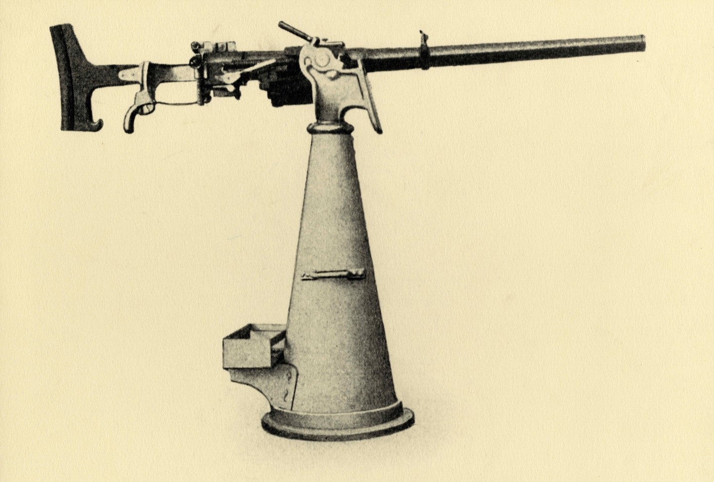 ./guns/kanon/bilder/Kanon-Kongsberg-Hotchkiss-L35-37mm-2.jpg