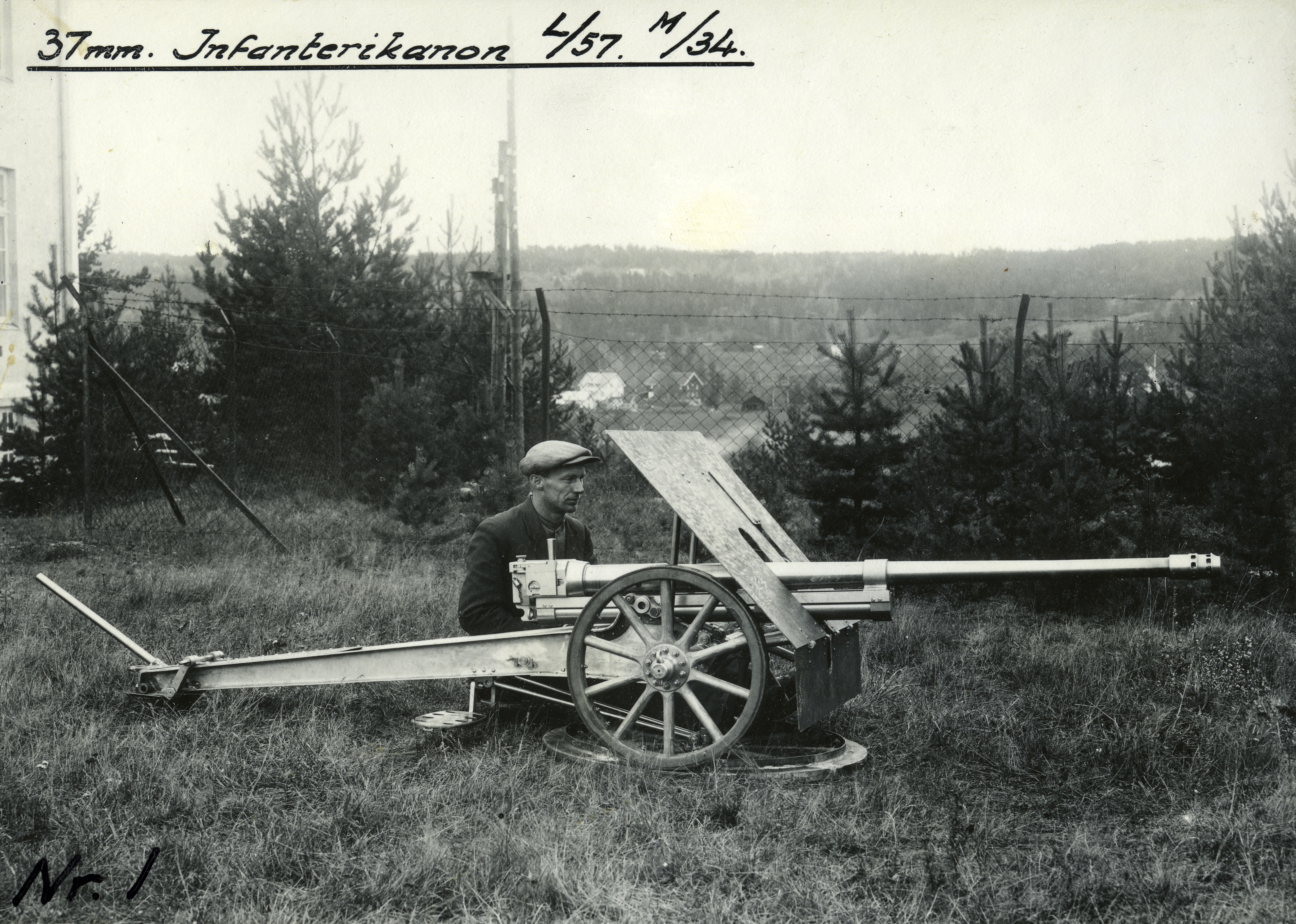 ./guns/kanon/bilder/Kanon-Kongsberg-Infanterikanon-L57-M1934-KVM-F-06435.jpg