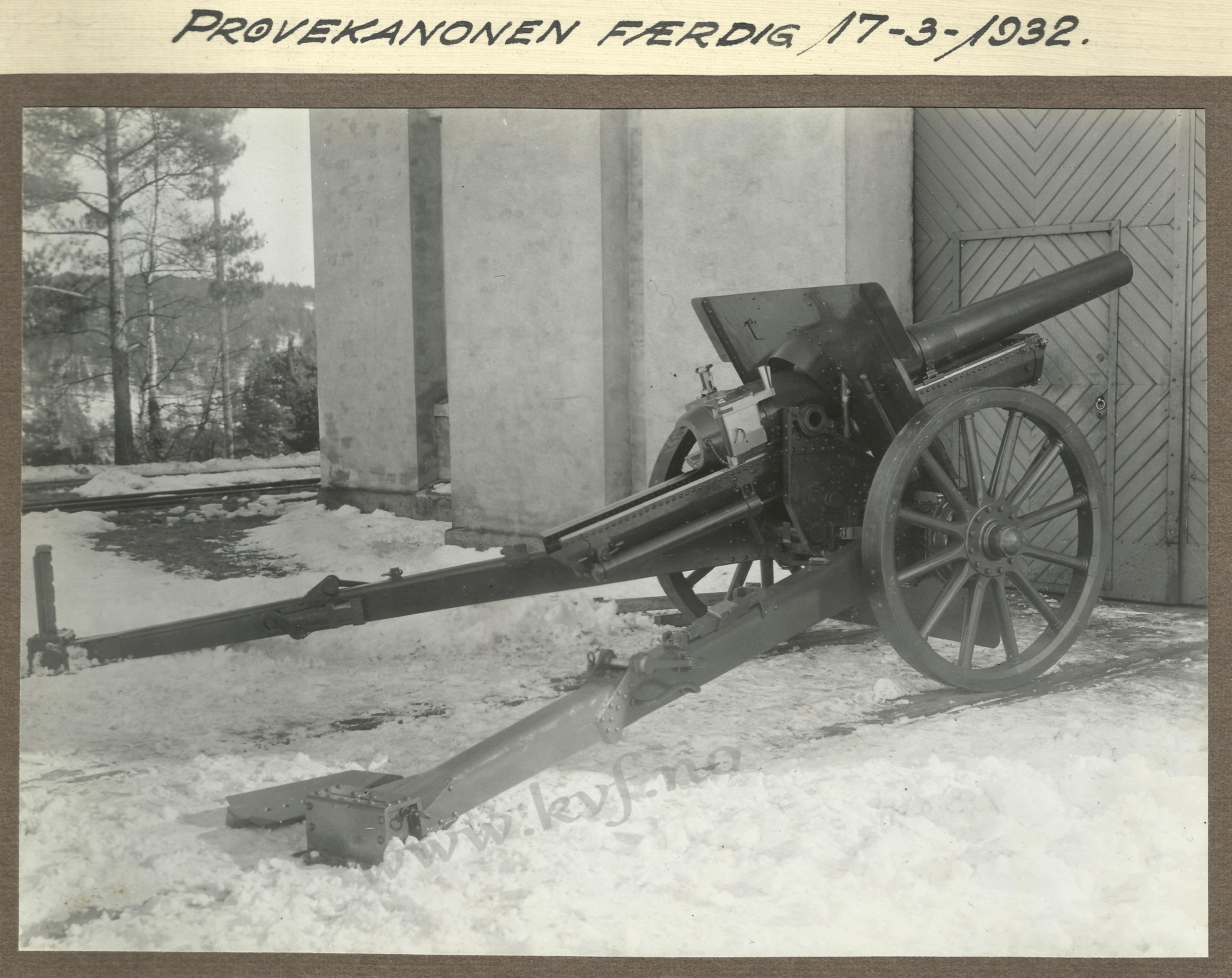 ./guns/kanon/bilder/Kanon-Kongsberg-M32-L20-7-KV-3.jpg