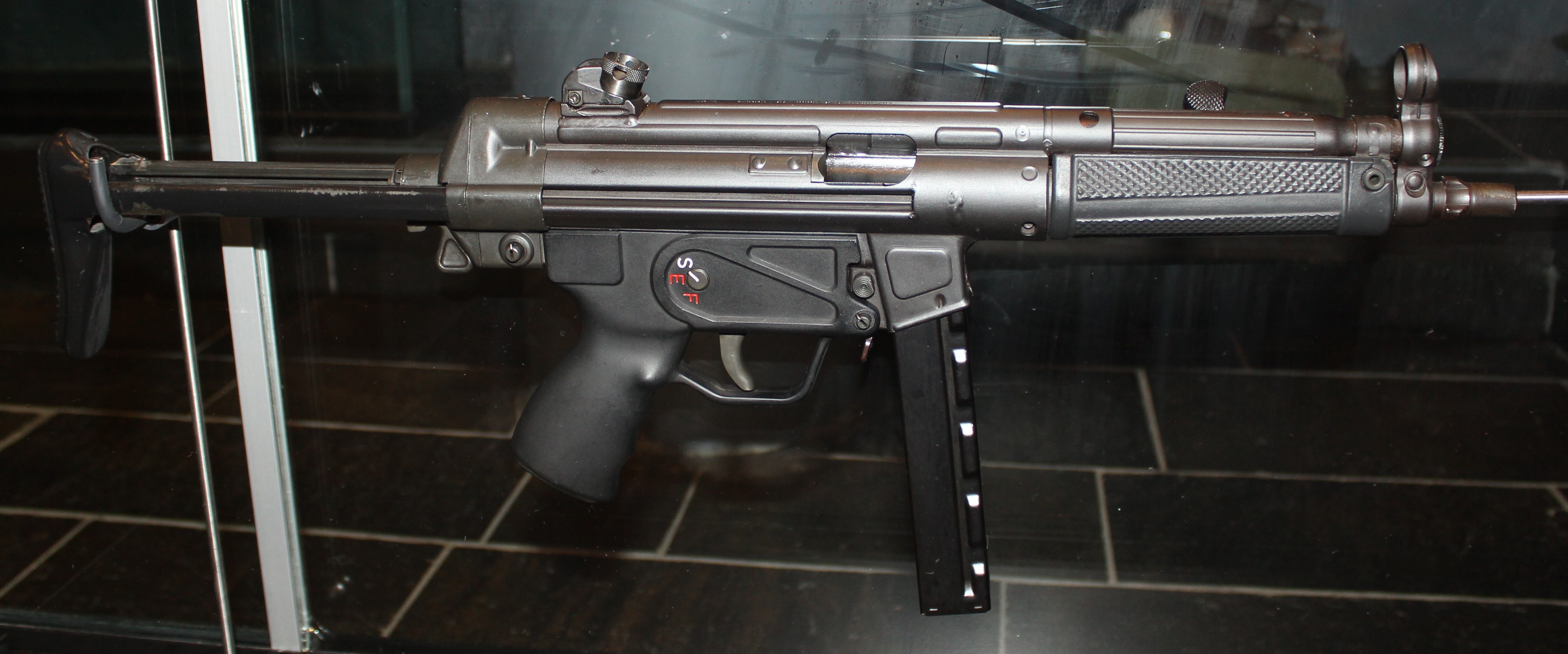 ./guns/mp/bilder/MP-Kongsberg-MP5-1.JPG