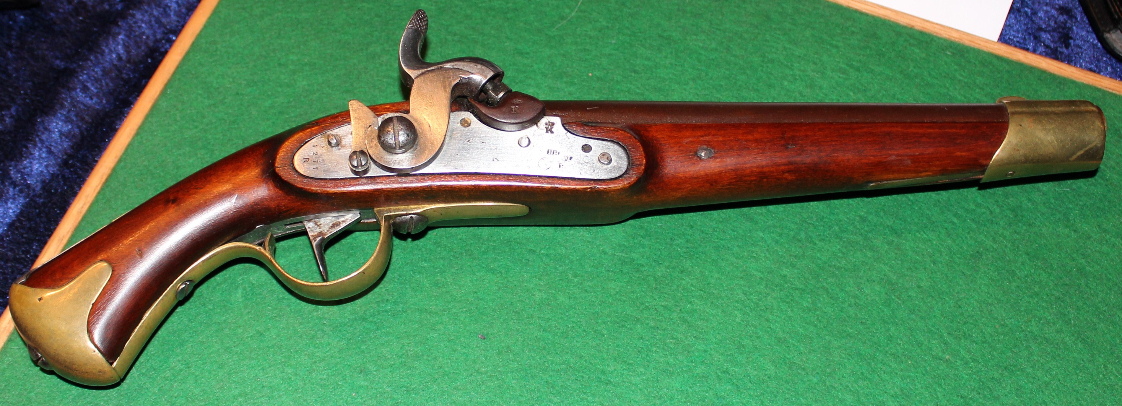 ./guns/pistol/bilder/Pistol-Kongsberg-M1834-46-1300-1.jpg
