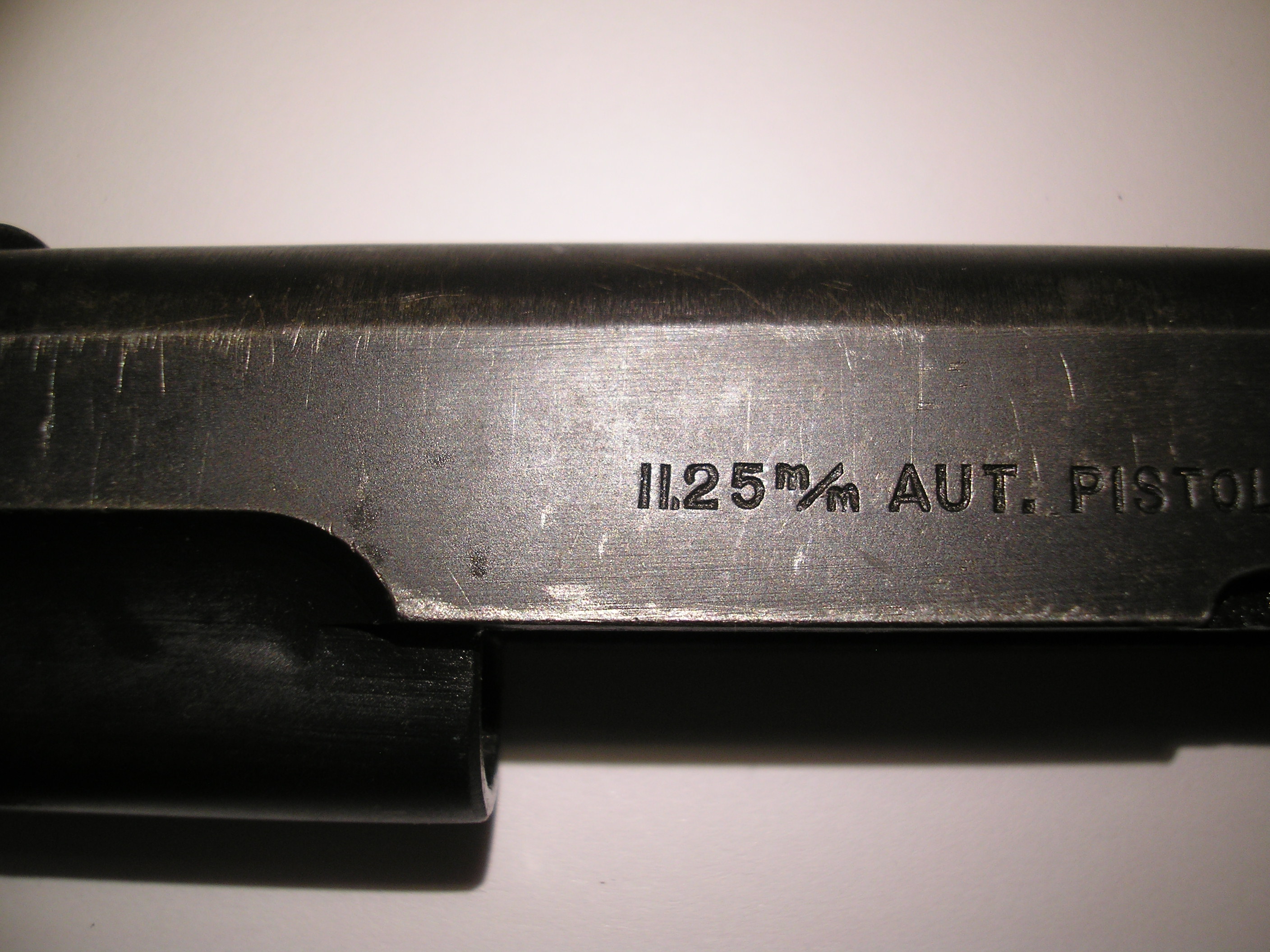 ./guns/pistol/bilder/Pistol-Kongsberg-M1914-1945-30594-3.JPG