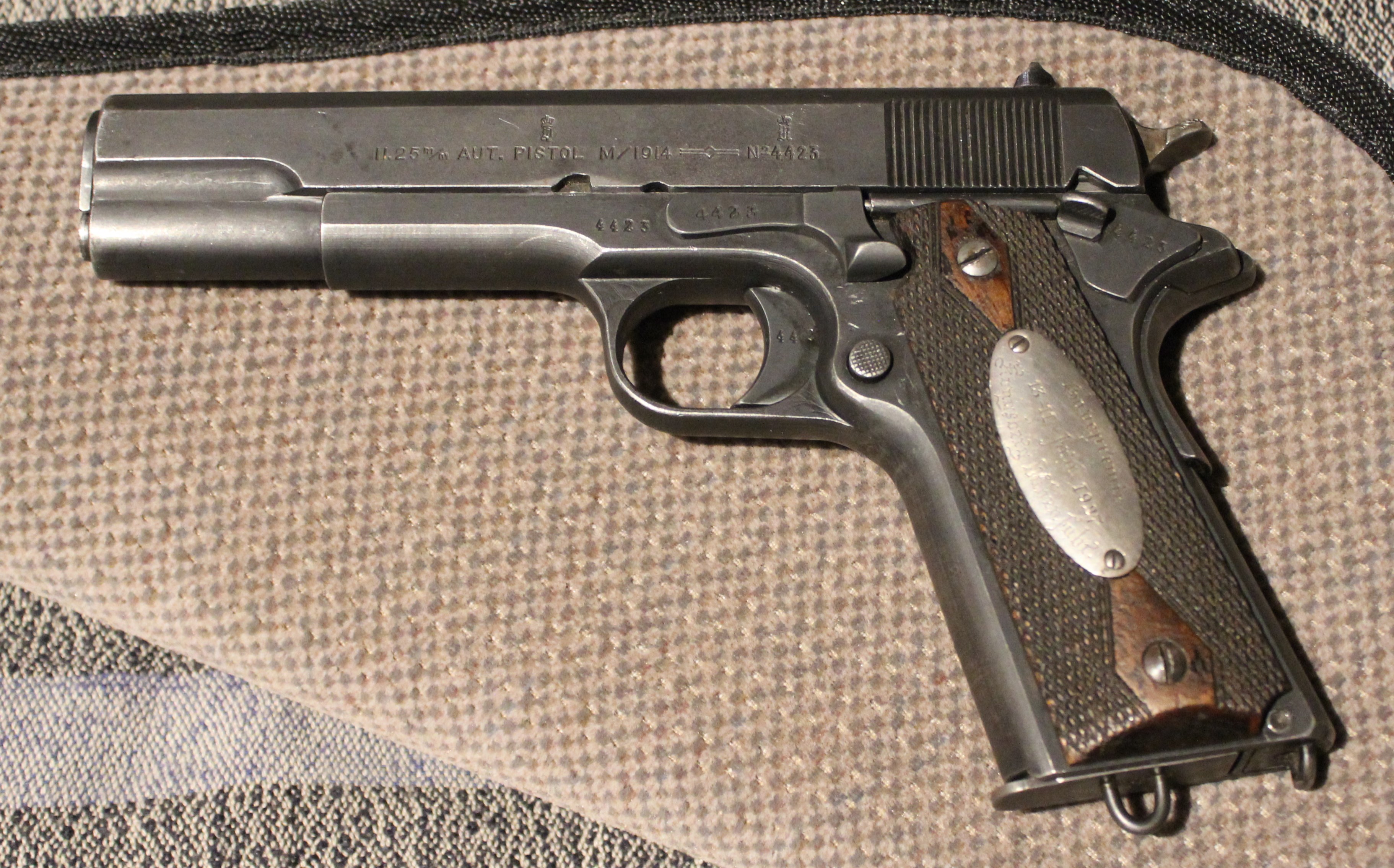 ./guns/pistol/bilder/Pistol-Kongsberg-M1914-Gavepremie-4423-1.JPG