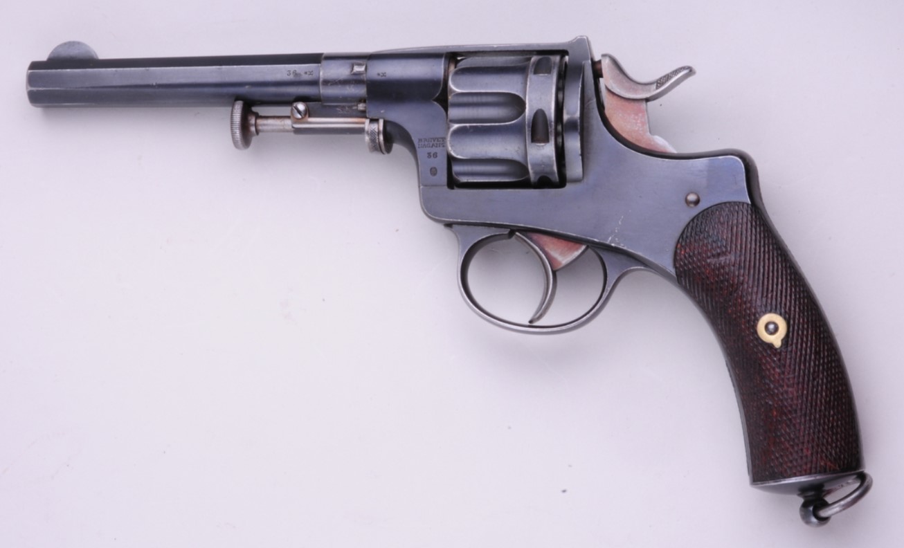 ./guns/revolver/bilder/Revolver-Nagant-1882-9mm-36-1.jpg