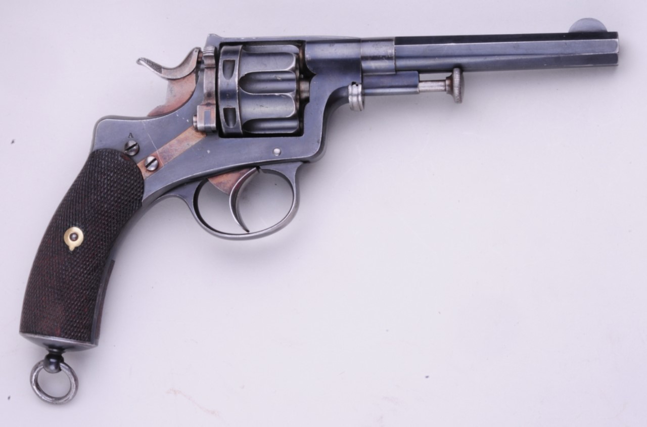 ./guns/revolver/bilder/Revolver-Nagant-1882-9mm-36-2.jpg