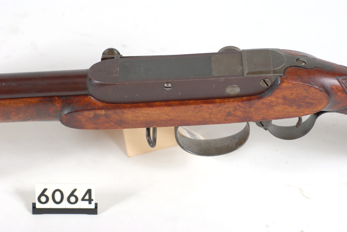 ./guns/rifle/bilder/Rifle-Kongsberg-Kammerlader-1863-Jaktifle-220-4.jpg