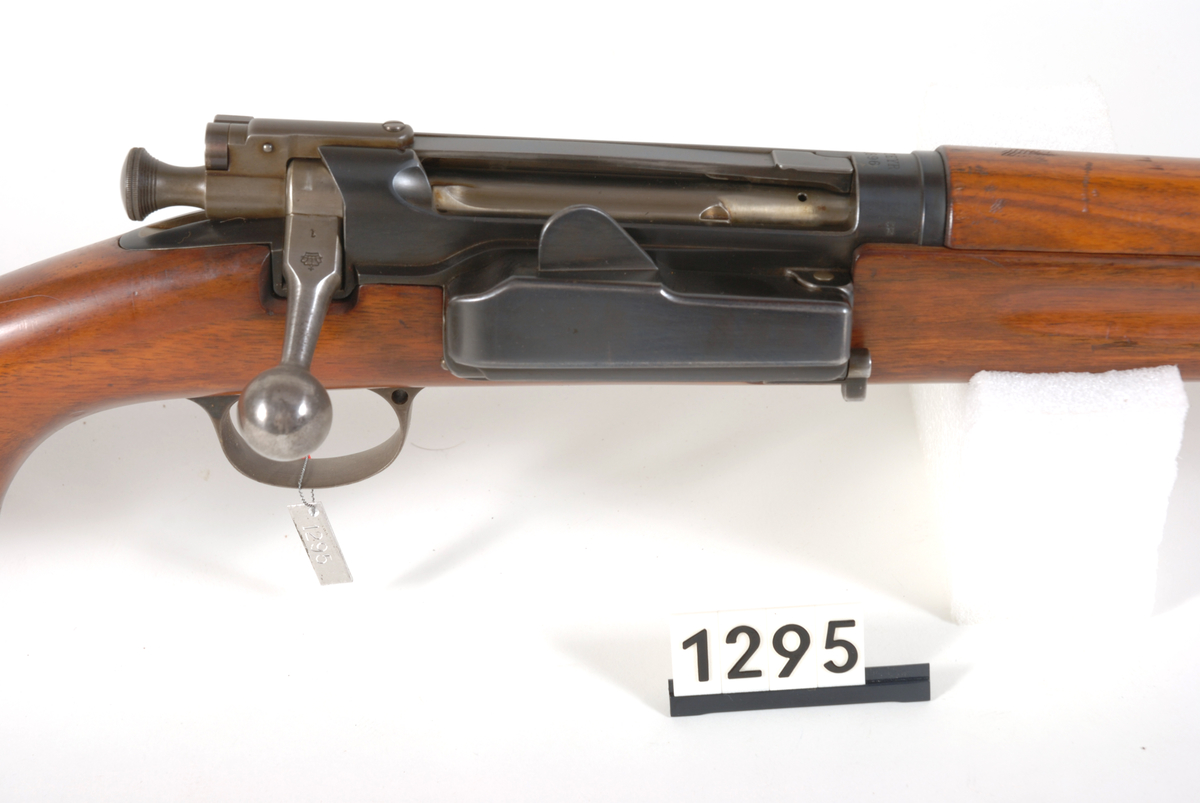 ./guns/rifle/bilder/Rifle-Steyr-Krag-M1894-1-3.jpg