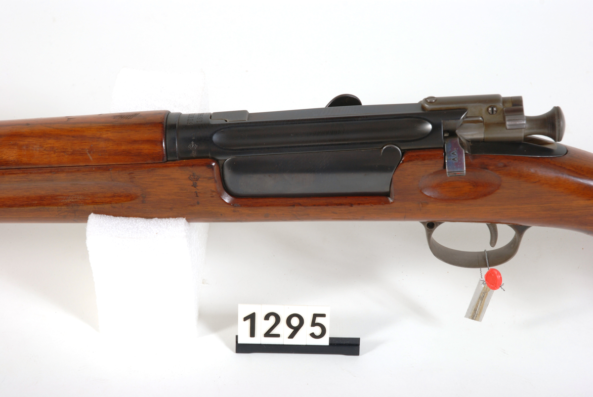 ./guns/rifle/bilder/Rifle-Steyr-Krag-M1894-1-4.jpg