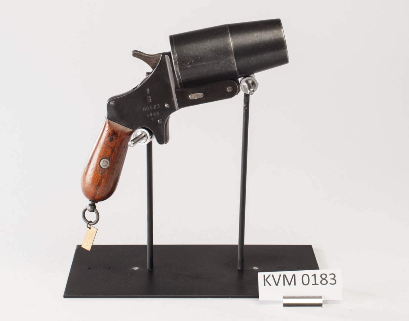 ./guns/signal/bilder/Signal-Kongsberg-Prove-523-1928-1.png