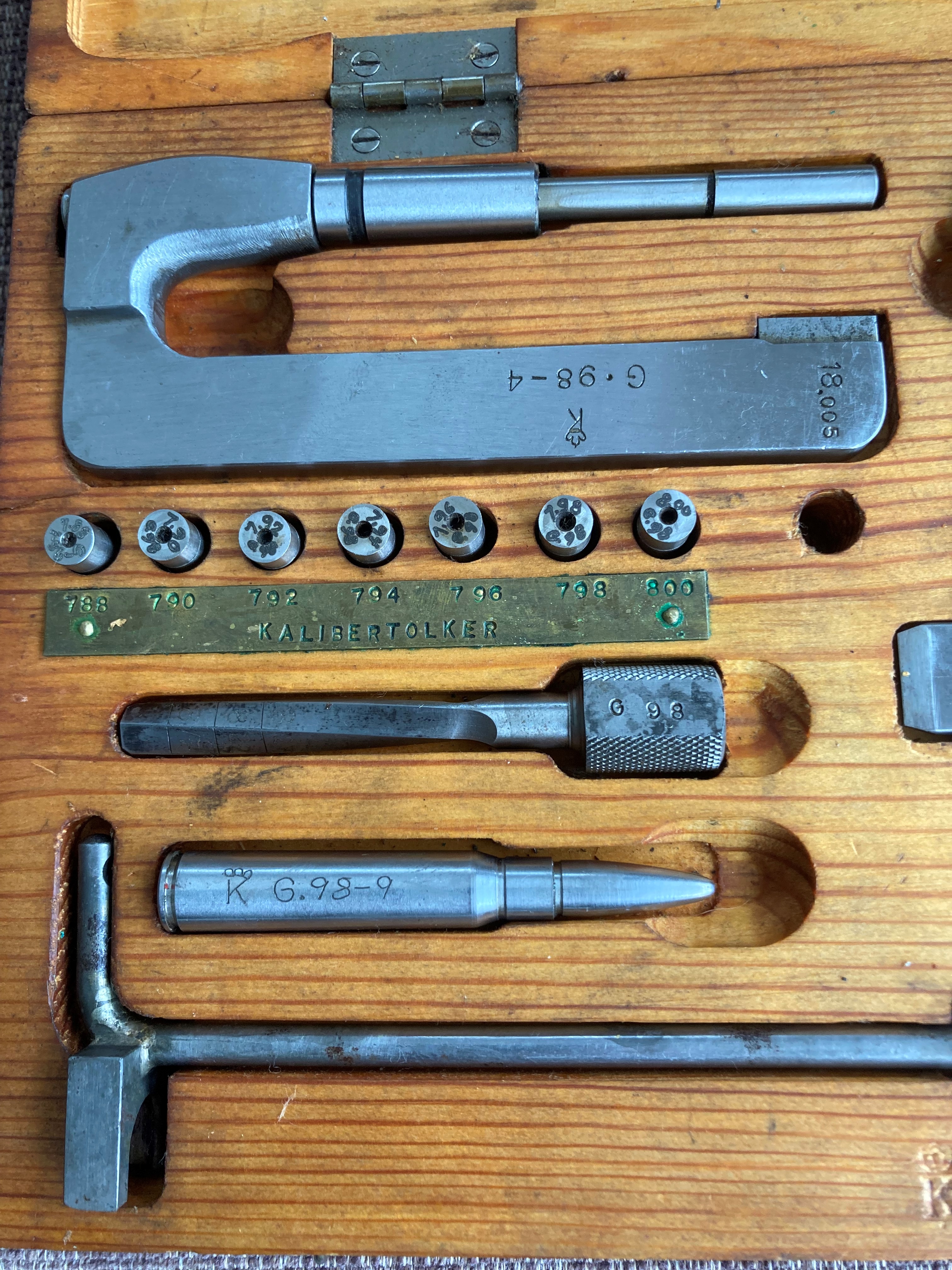 ./guns/utstyr/bilder/Utstyr-Mauser-Bossemakerkasse-Kontrollverktoy-m98-KV-4.jpg